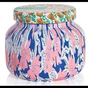 NWT CAPRI BLUE Volcano fragranced Pattern Play Signature Candle 8 oz.